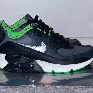 Boys Nike grade school Air Max 90 LTR